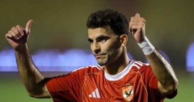 موقف زيزو وتريزيجيه من المشاركة في مباراة الأهلي وشبيبة القبائل